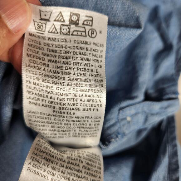 Levi's Pleated Tunic Top Women's Size Medium Chambray Roll Tab Hem 3/4 Sleeve - Picture 12 of 14